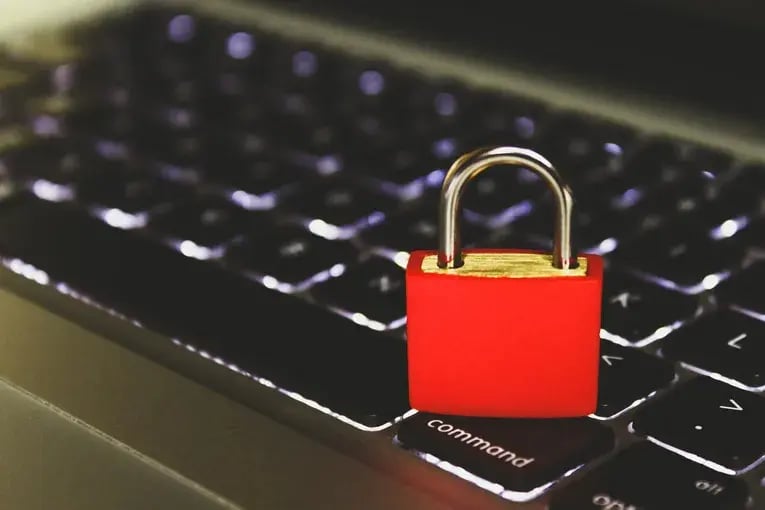 VPNには限界がある？ゼロトラストの考え方やVPNとの違いについて 1